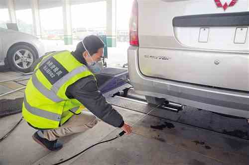 沈陽首推人性化服務(wù) 柴油貨車尾氣超標(biāo)實時提示 助力機(jī)動車綠色檢測